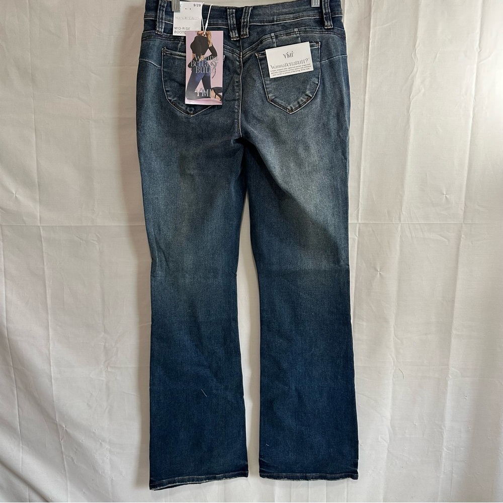 YMI Womens WannaBettaButt Mid-Rise Bootcut Denim Jeans 9/29 - Picture 6 of 10